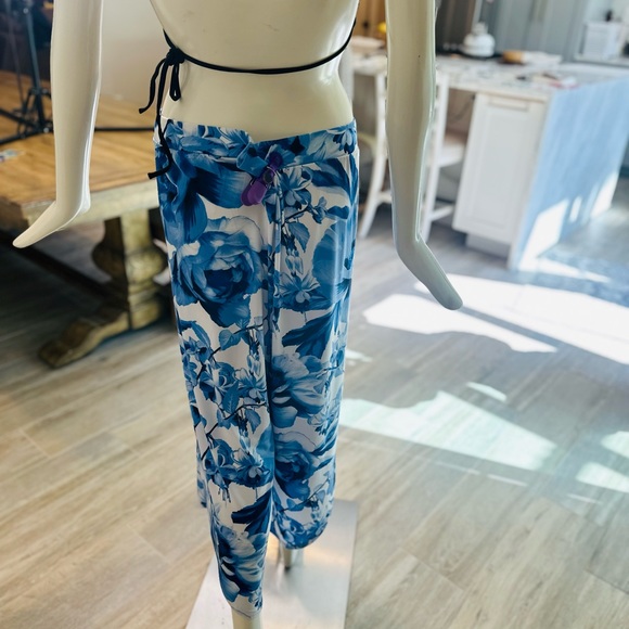 G.I.L.I. Blue Floral Wide Leg Pants - Picture 4 of 7